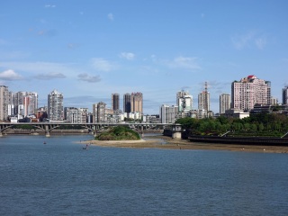 内江