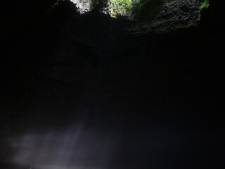 曾家山川洞庵景区
