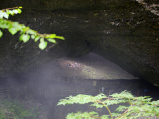 曾家山川洞庵景区
