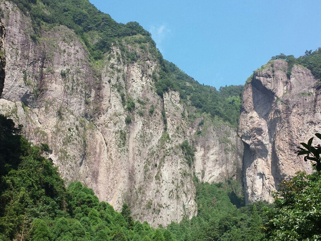  雁蕩山-大龍湫-靈巖-靈峰-淨名谷2日遊>門票全含(靈巖,大龍湫,靈峰日