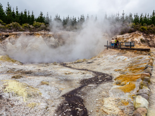 地狱之门地热公园