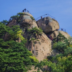 天山
