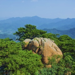 天山