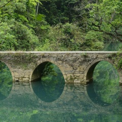 小七孔