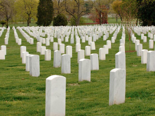 阿灵顿国家公墓