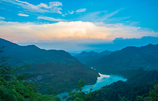 湘西古丈县全景图图片