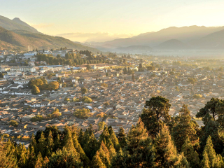 玉龙纳西族自治县