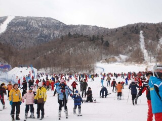 亚布力新体委滑雪场