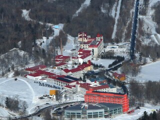 亚布力新体委滑雪场