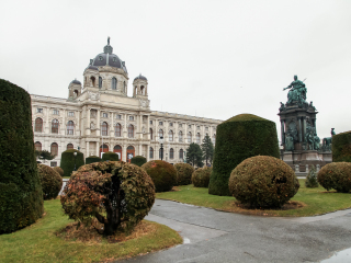 玛丽亚•特蕾西亚广场
