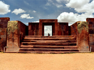 蒂亚瓦纳科太阳门