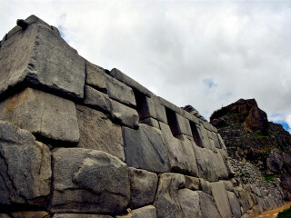 马丘比丘三窗庙