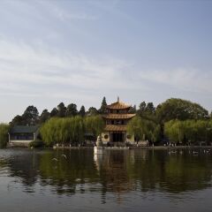 滇池