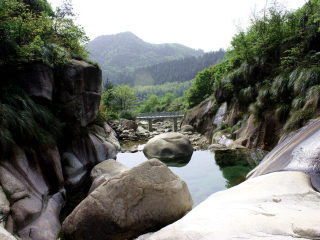 黄山东海大峡谷凤凰源景区