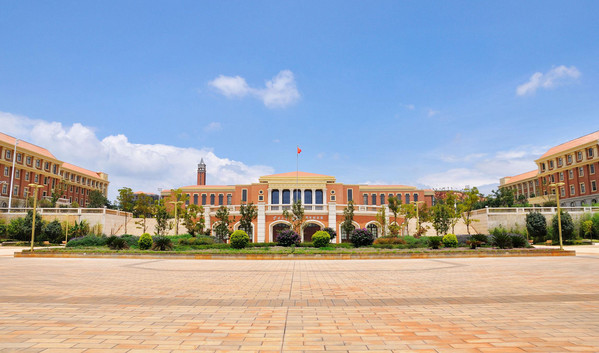 雲南大學