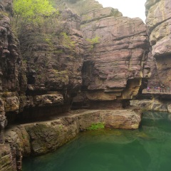 红石峡
