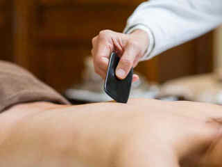 老瑶王康体养生馆