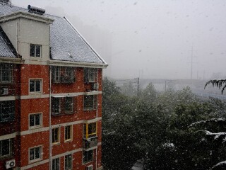 卡夫哈鲁环礁天气预报