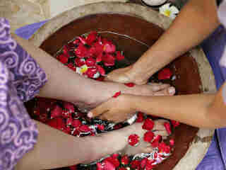 知足常乐足浴养生馆