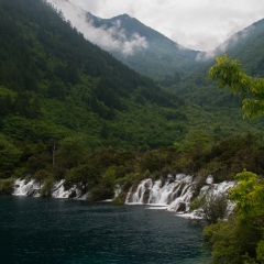 五彩池
