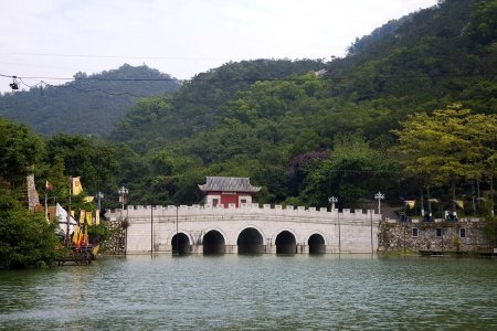 <港珠澳大桥+澳门+珠海+广州8日游>上海出发,Z99直达九龙,港珠澳大桥,开平碉楼一日游,顺德一日,0购物 <港珠澳大桥+澳门+珠海+广州8日游>上海出发,Z99直达九龙,港珠澳大桥,开平碉楼一日游,顺德一日,0购物