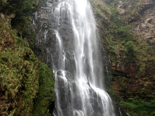 井冈山图片超清 Cii-TFi7q8aIfcByACIhxxPVvwUAAID0wCIvtIAIiHf725_w320_h240_c1_t0.jpg