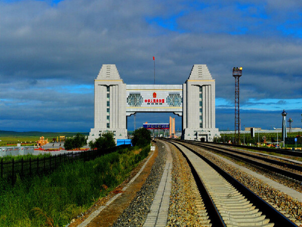 秋天去满洲里旅游必备物品_秋天去满洲里旅游景点推荐_秋天去满洲里
