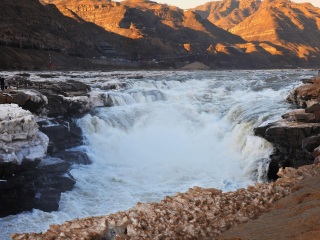 山西壶口瀑布