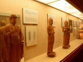 奈良国立博物馆