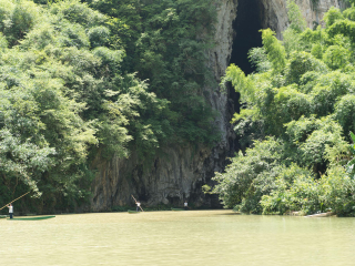 河池凤山鸳鸯洞