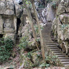 灵隐寺飞来峰的#旅图换旅费# #旅拍# #名胜古迹#