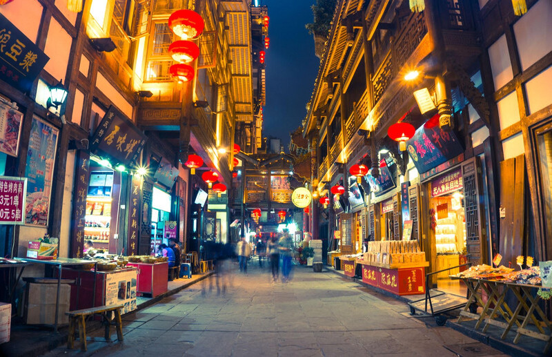 三月去洪崖洞旅游必备物品_三月去洪崖洞旅游需要带什么东西_三月去