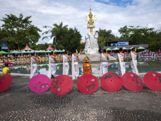西双版纳州民族风情园