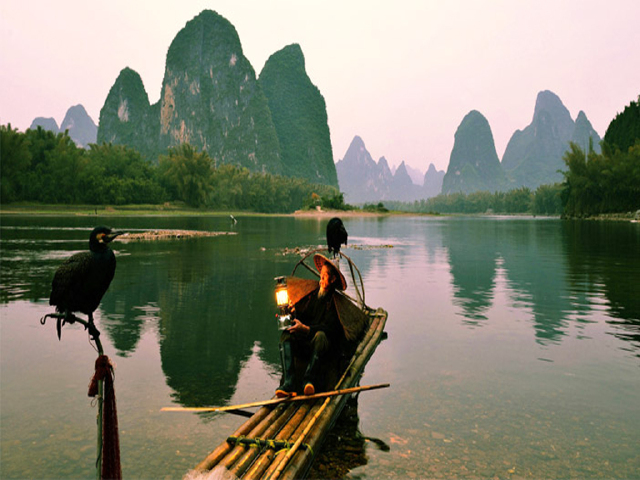 美丽的杨堤是桂林旅游及桂林山水的重要的组成部分.