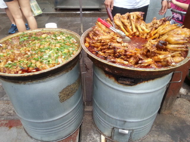 西安兵马俑-华清池-乾陵-法门寺3日游>品特色美食 观三秦大地