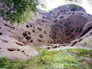 大别山石窟风景区