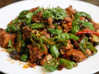 人民公社大食堂