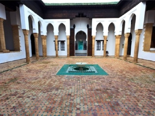 玻璃伊斯兰学校