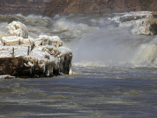 陕西黄河壶口瀑布