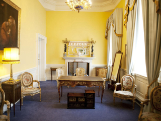 爱尔兰朵娜城堡