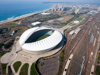 摩西·马布海达体育场