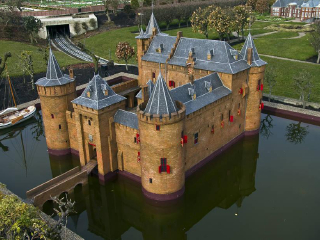 马德罗丹微缩城