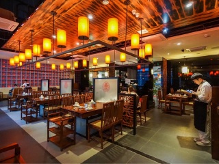 捞神猪肚鸡专门店