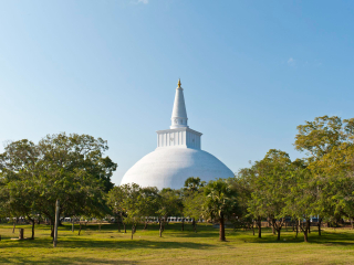 鲁梵维利萨亚佛塔