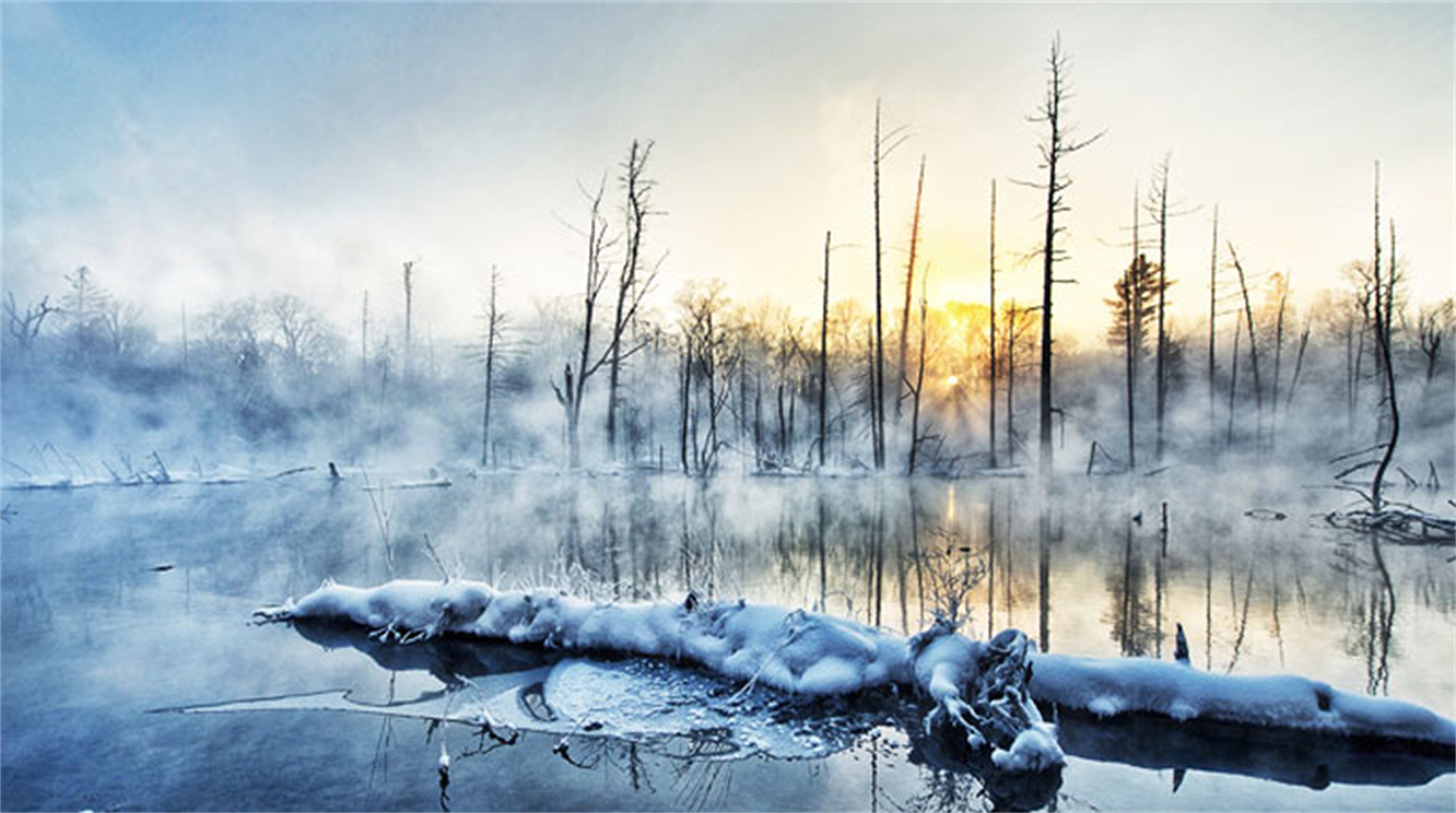 哈尔滨-东升雪谷-雪乡-镜泊湖-长白山-吉林双飞8日游