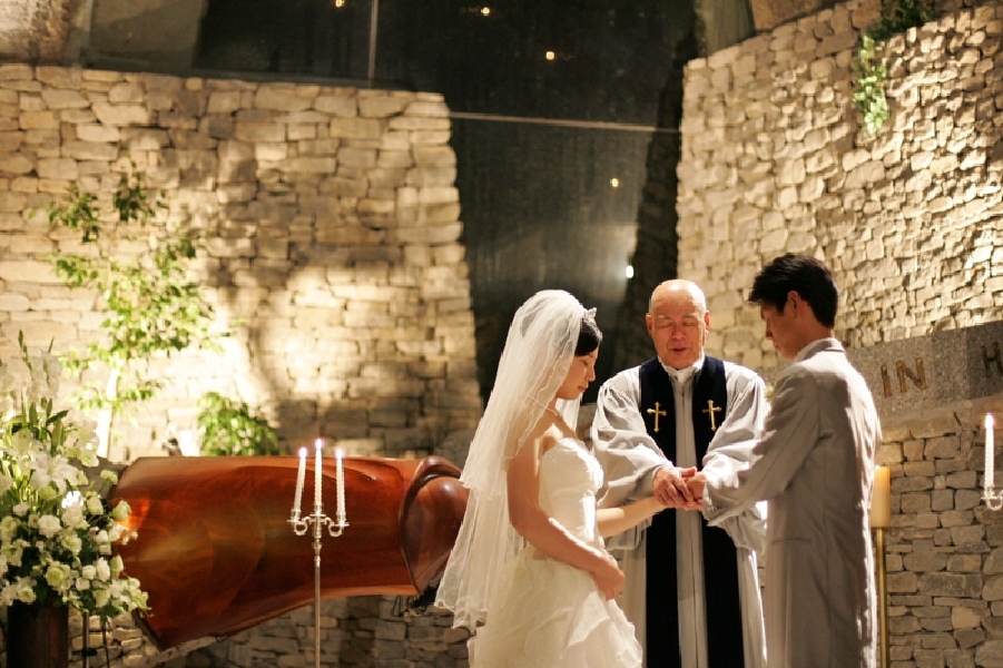  日本长野-石之教堂婚礼游>