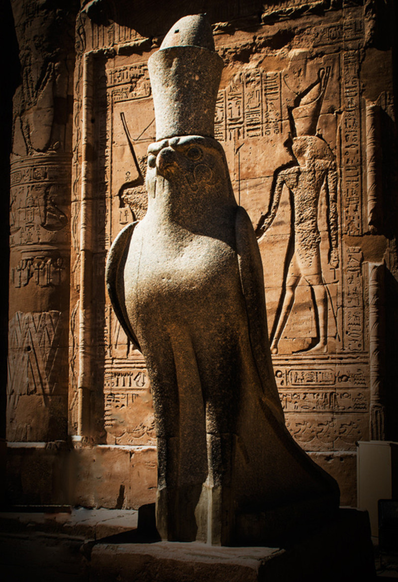 古埃及著名雕塑作品图片