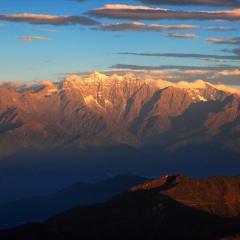 牛背山