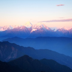 牛背山