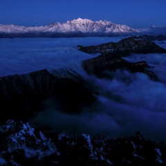 牛背山